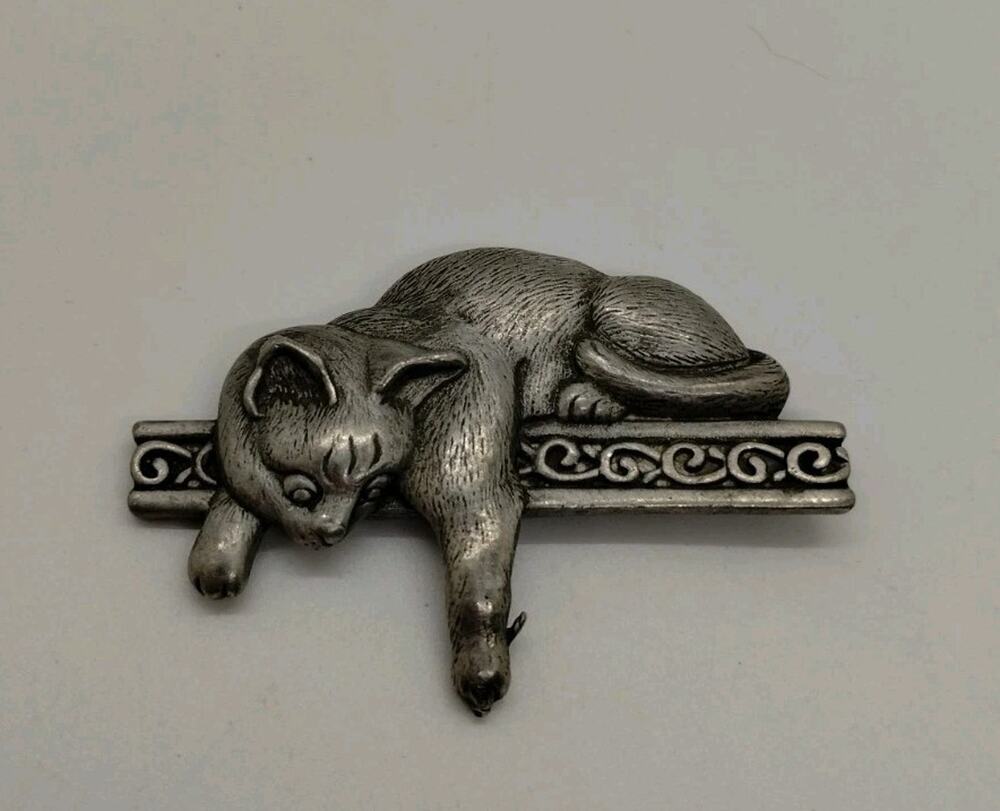 Vintage JJ Cat Pin/Brooch Silver Tone Metal Signed